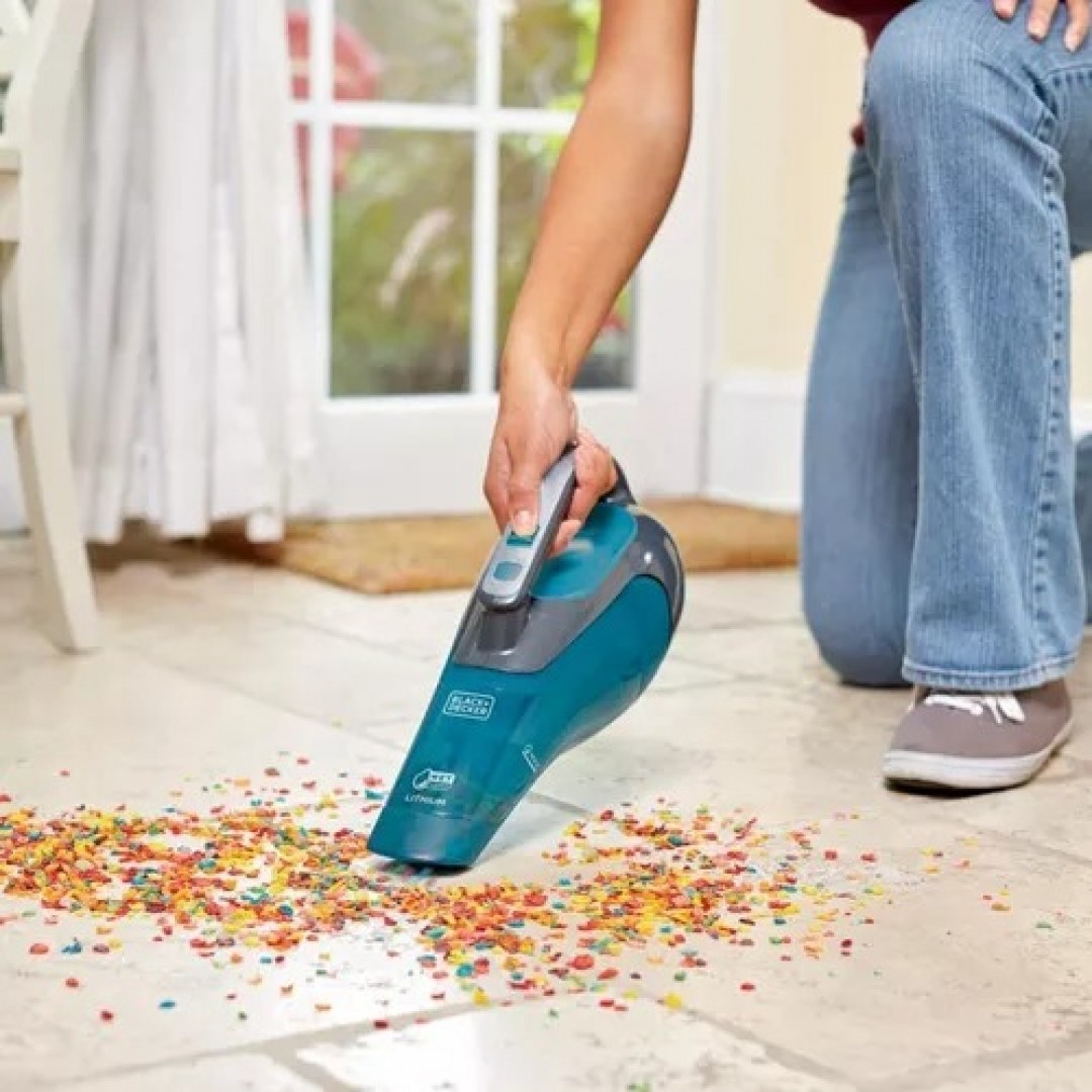 aspiradora-inalambrica-de-mano-blackdecker